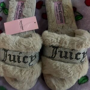 Juicy Couture Slides
